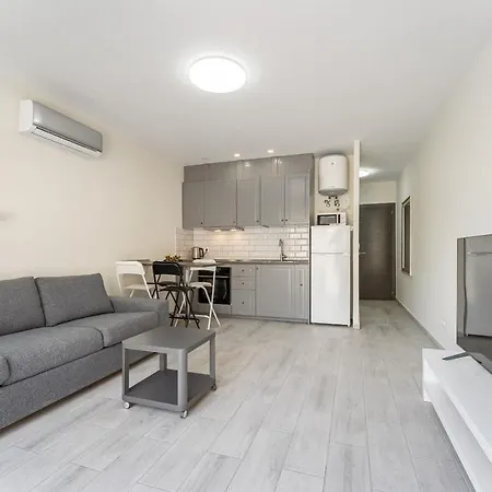 アパート In The Orlando Complex アデヘ