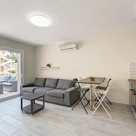 In The Orlando Complex アパート